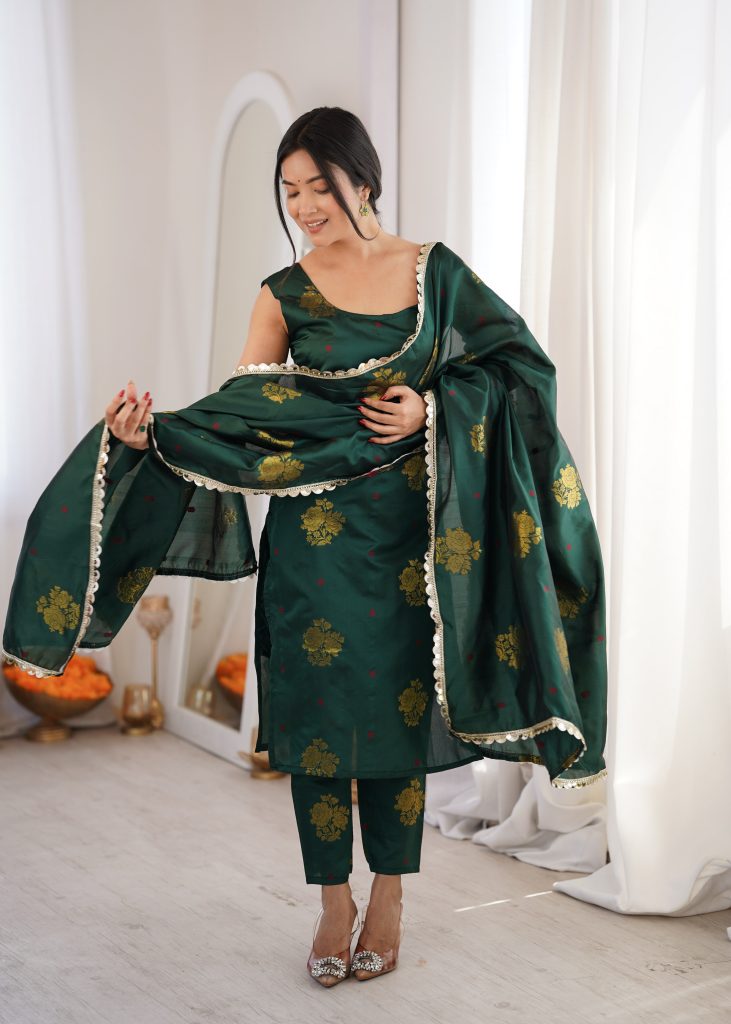 Dark Green Aura Chanderi Jacquard Suit Ensemble